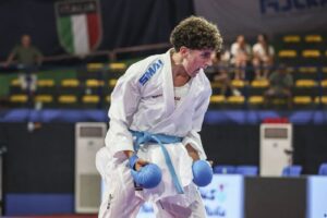 Karate, Carmine Apicella sul podio mondiale: a 17 anni il talento di San Valentino Torio conquista il bronzo e si prende la rivincita