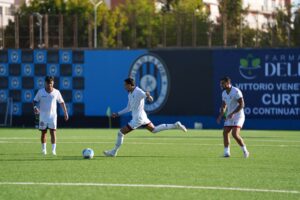 SERIE D/ 𝗧𝗥𝗜𝗣𝗟𝗔 𝗥𝗜𝗠𝗢𝗡𝗧𝗔 𝗗𝗘𝗟𝗟’𝗔𝗩𝗘𝗥𝗦𝗔: 𝟯-𝟯 𝗖𝗢𝗟 𝗚𝗟𝗔𝗗𝗜𝗔𝗧𝗢𝗥