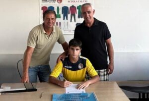 Angelo Belli, il ragazzo che sfida i più grandi: da Mondragone ad Aversa con i “guantoni” e un sogno